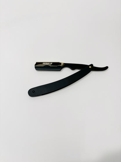 Freshape Up Professional Barber Black & Gold Straight Edge Razor for Men. Smooth Face and Beard Shaving. 100 Pack of Blades and 10 Pack of Freshape Up Sponges Included
